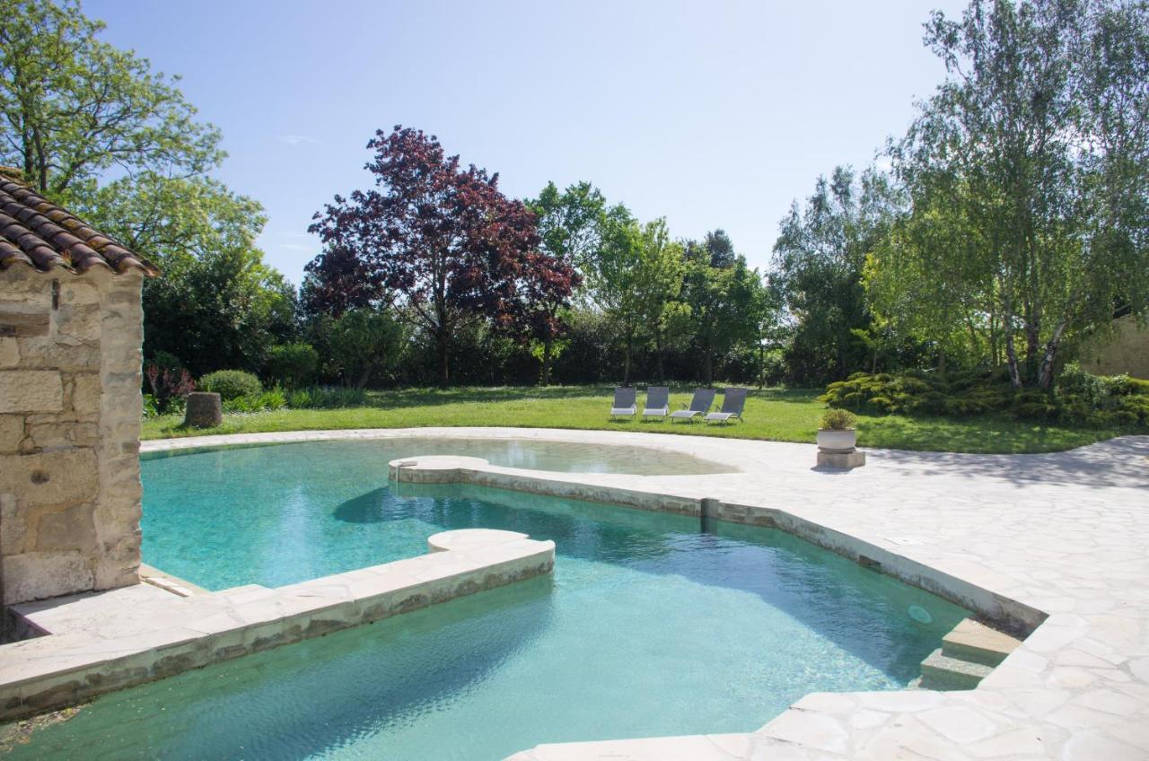 Logis Saint Leonard Bed & Breakfast Dompierre-sur-Mer ภายนอก รูปภาพ
