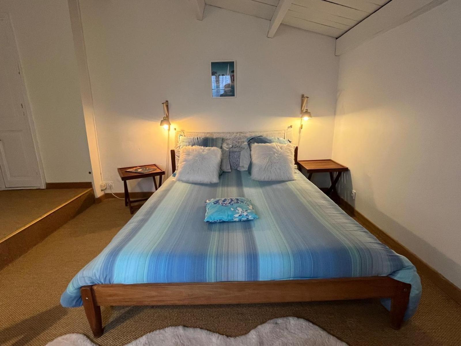 Logis Saint Leonard Bed & Breakfast Dompierre-sur-Mer ภายนอก รูปภาพ