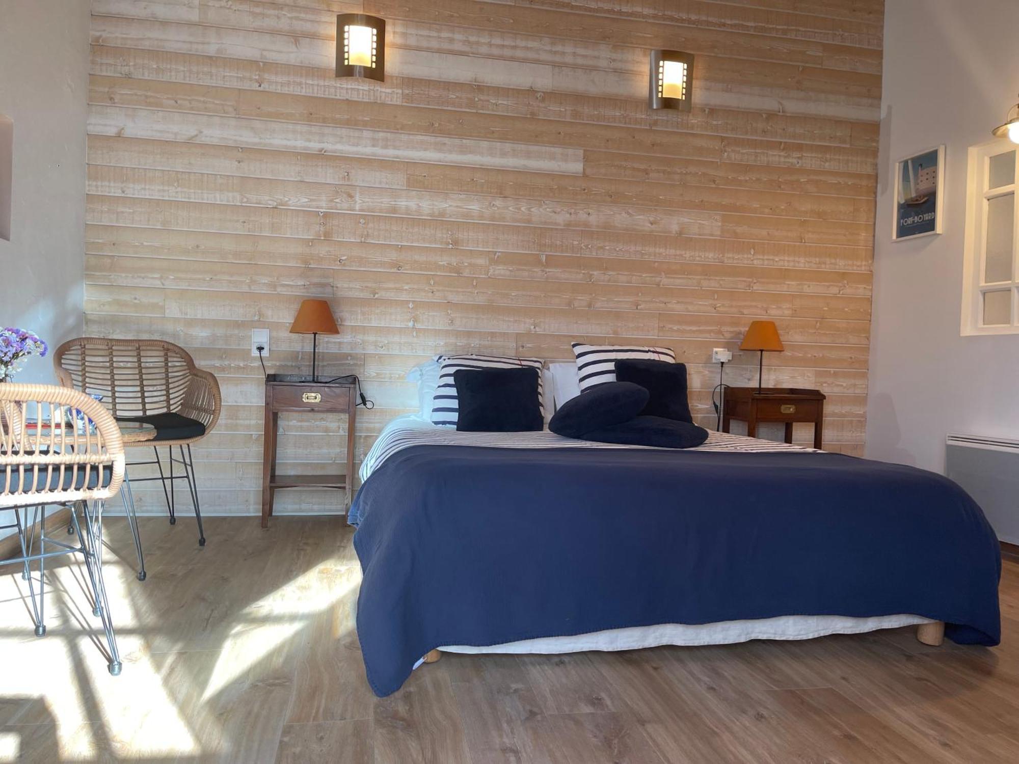 Logis Saint Leonard Bed & Breakfast Dompierre-sur-Mer ภายนอก รูปภาพ