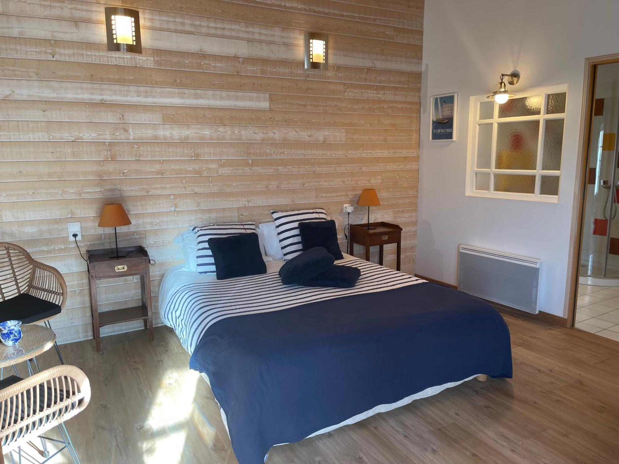 Logis Saint Leonard Bed & Breakfast Dompierre-sur-Mer ภายนอก รูปภาพ